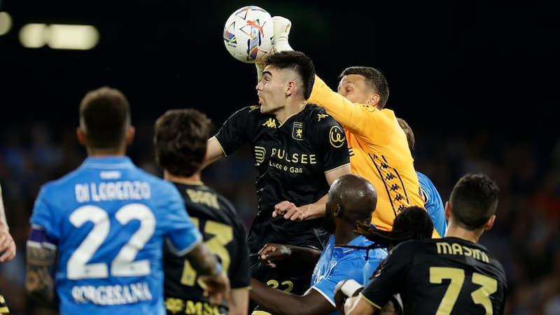Soi kèo châu Á, kèo chấp Napoli vs Genoa