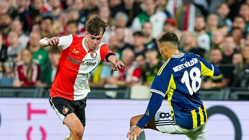 Soi kèo bóng đá Fenerbahce vs Feyenoord 00h00 13/8/2025 2 Soi kèo châu Á, kèo chấp Fenerbahce vs Feyenoord